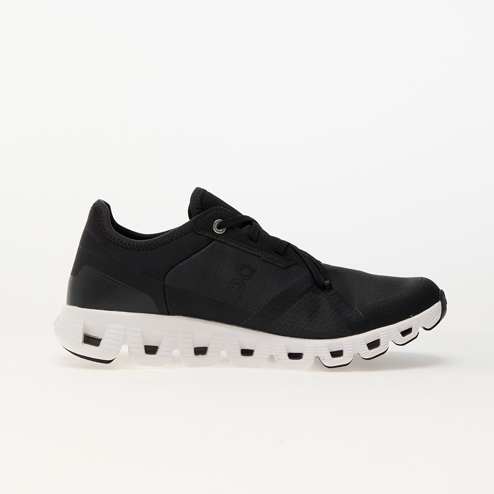 Naiste tossud ja kingad On W Cloud X 3 Ad Black/ White