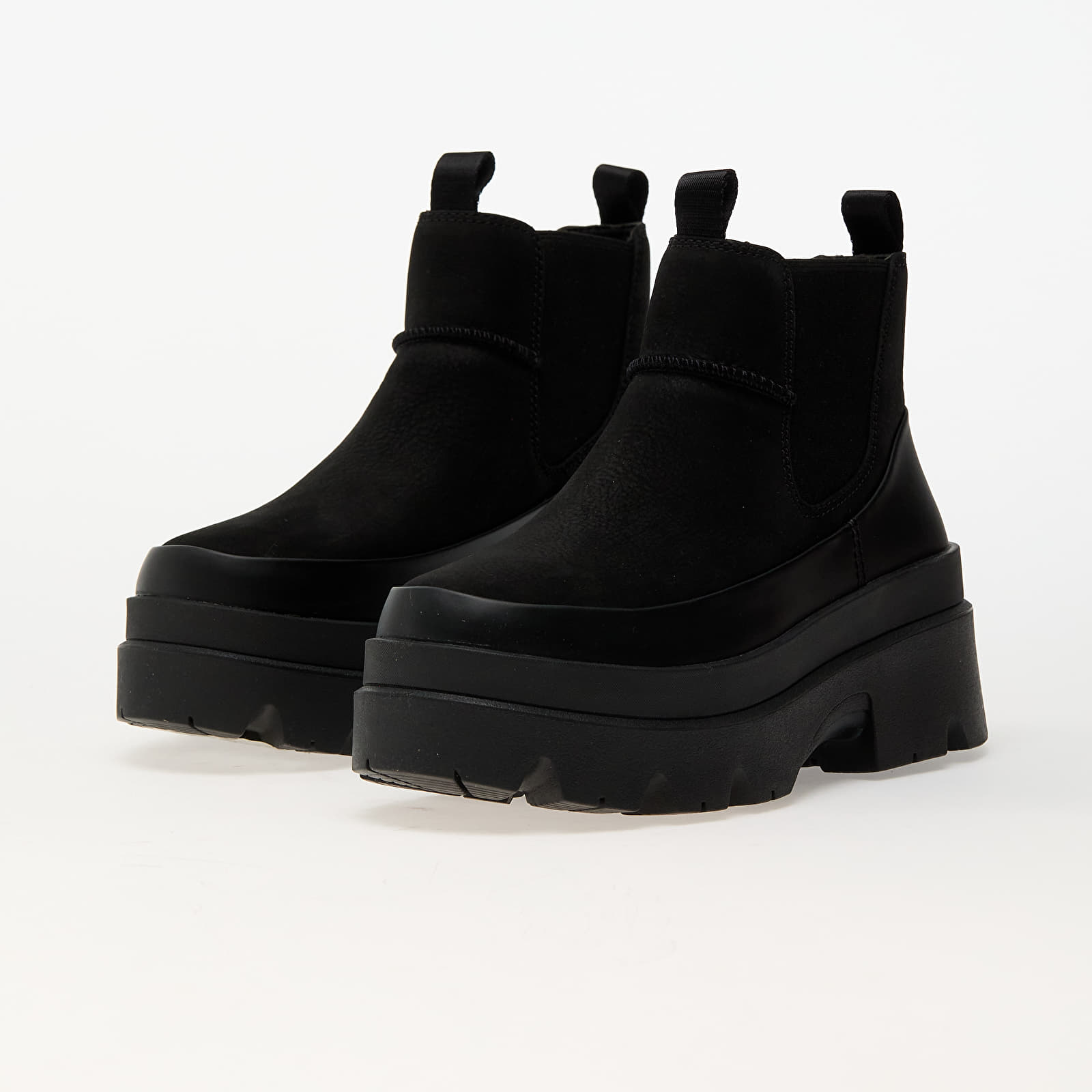 Women's sneakers and shoes UGG W Brisbane Chelsea Black