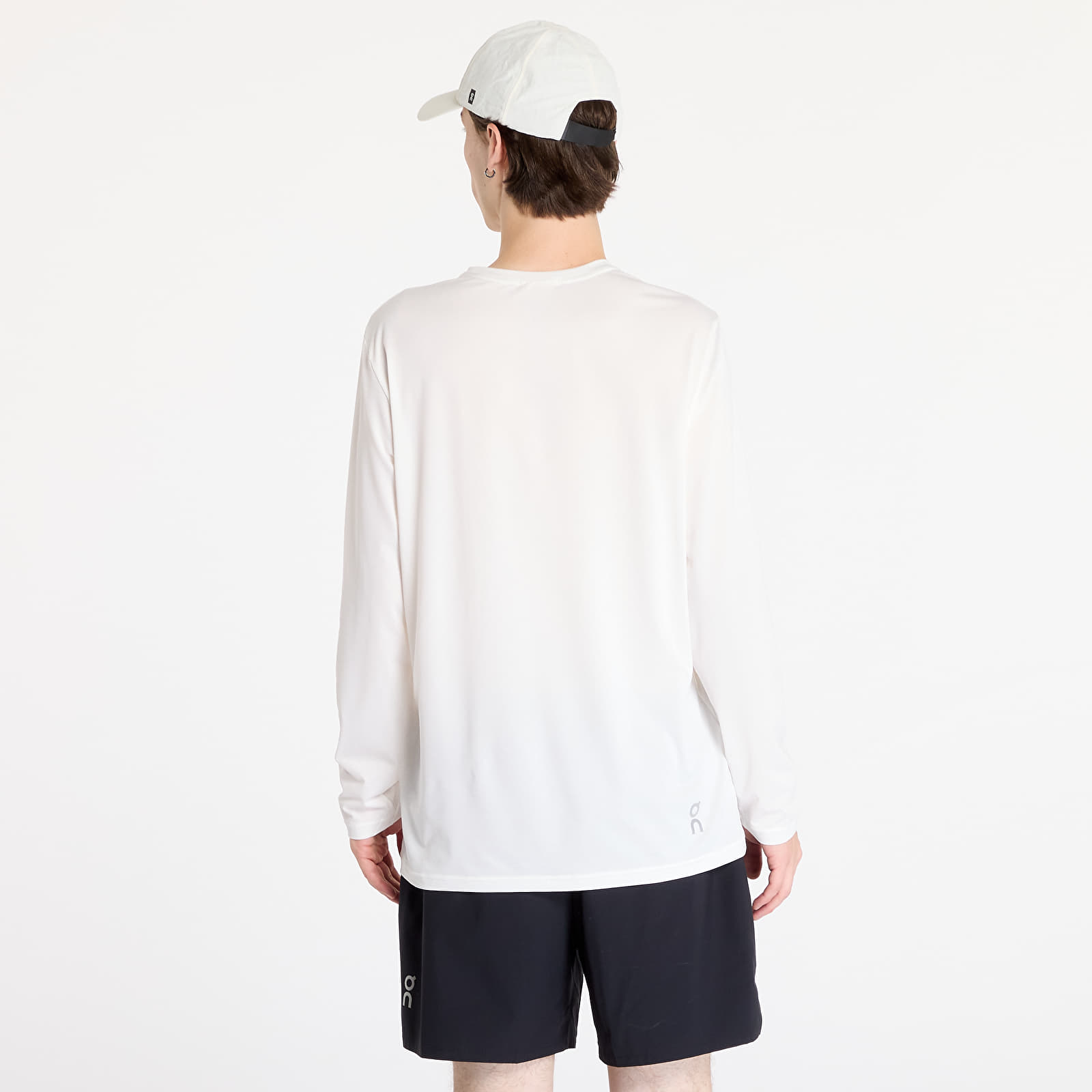 T-Shirts Männer On Core Long-Tee Undyed-White
