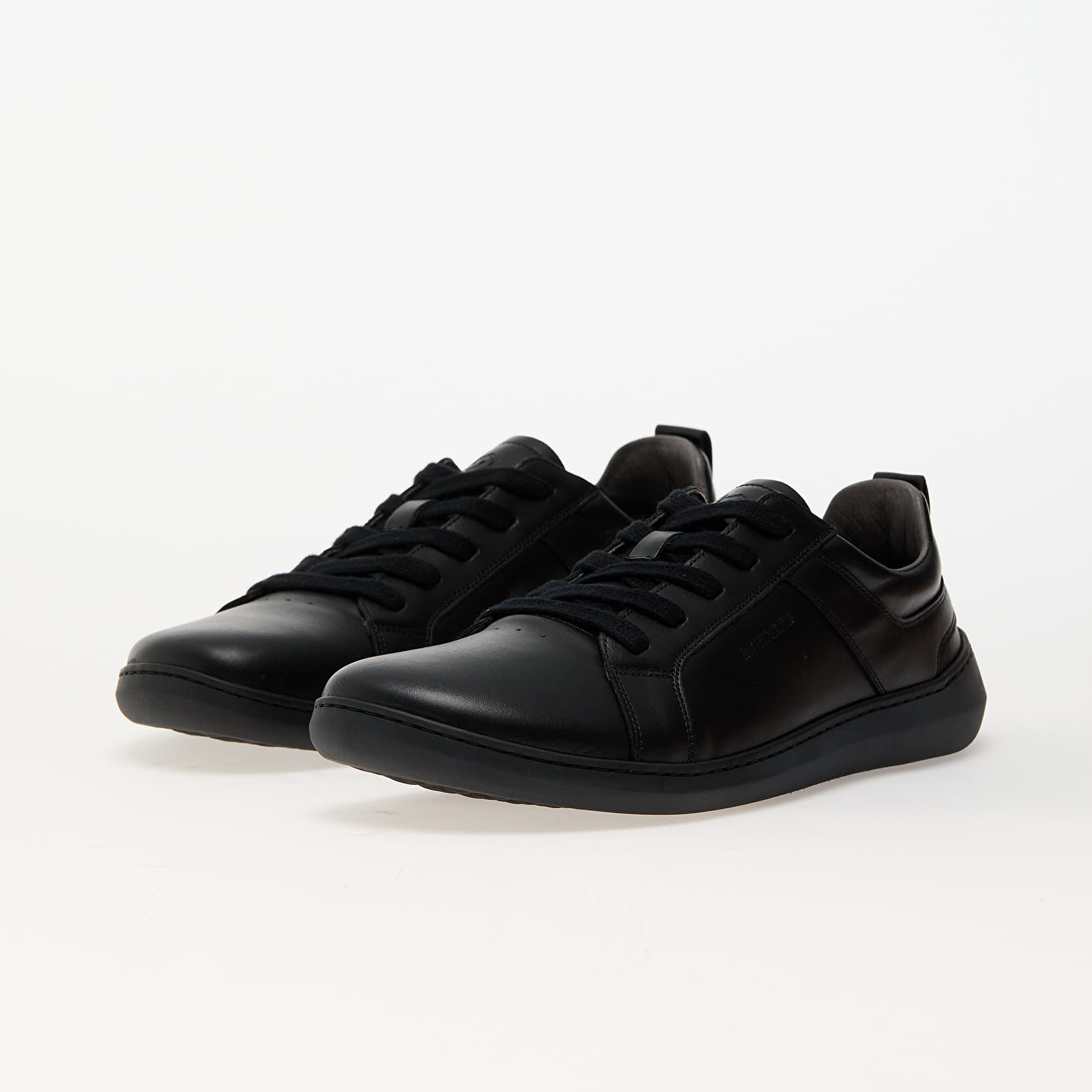 Shoes Skinners Sneakers Streetsurfer leather Black
