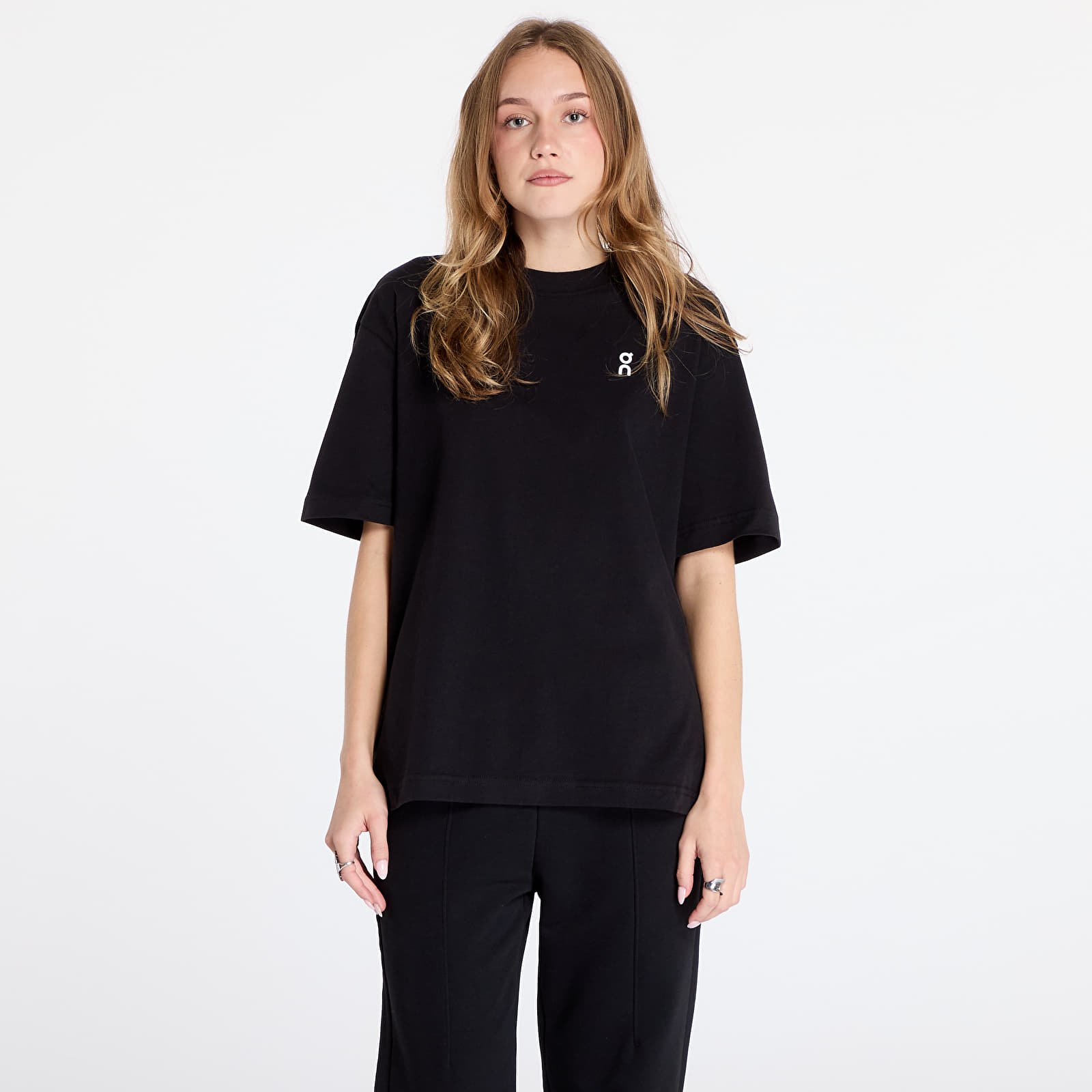 Women's T-shirts On Club-Tee Black