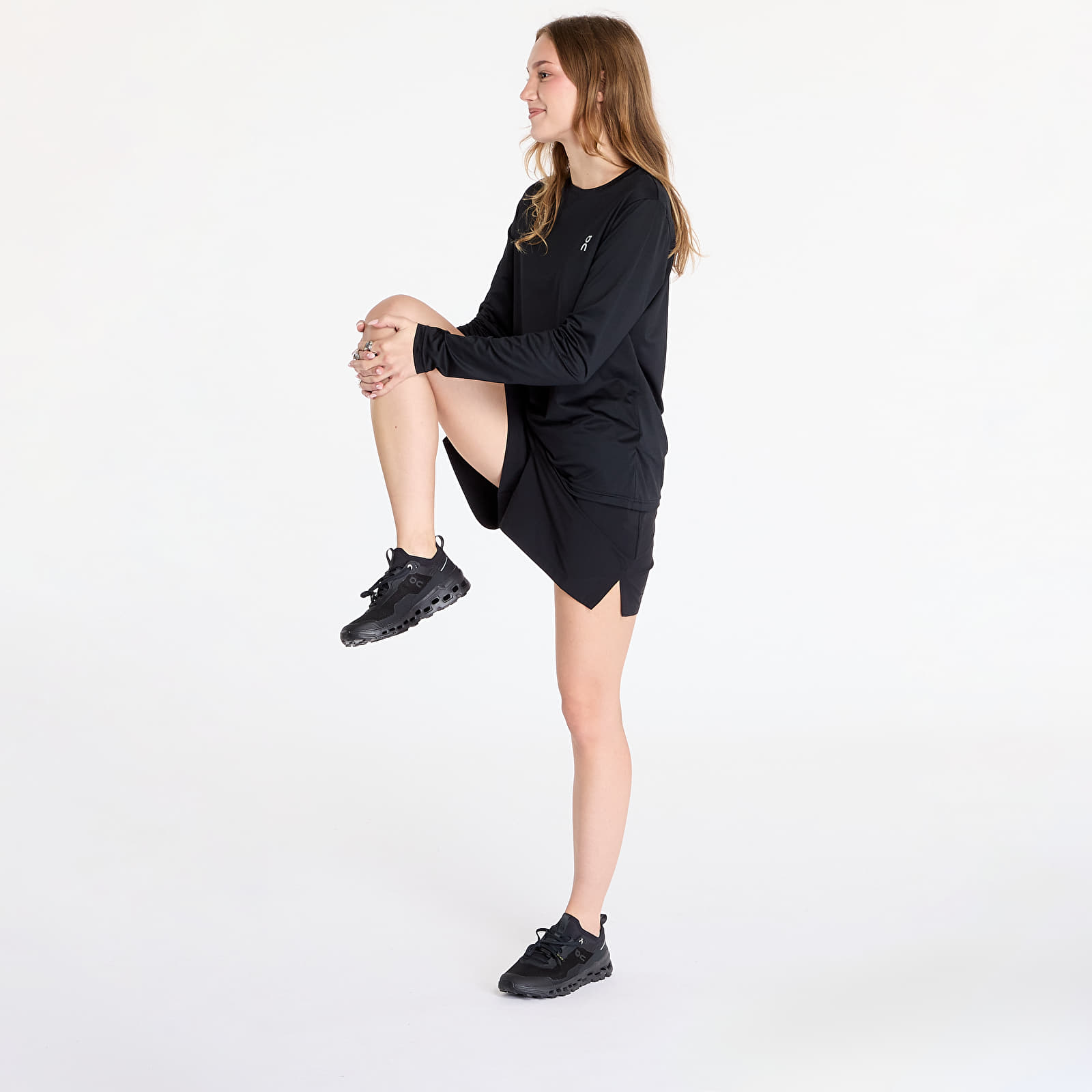 Dámske tričká On Core Long-Tee Black