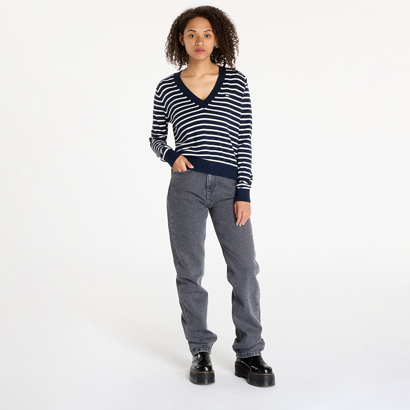 Naiste kampsunid Tommy Jeans Essential Vneck Sweater Blue