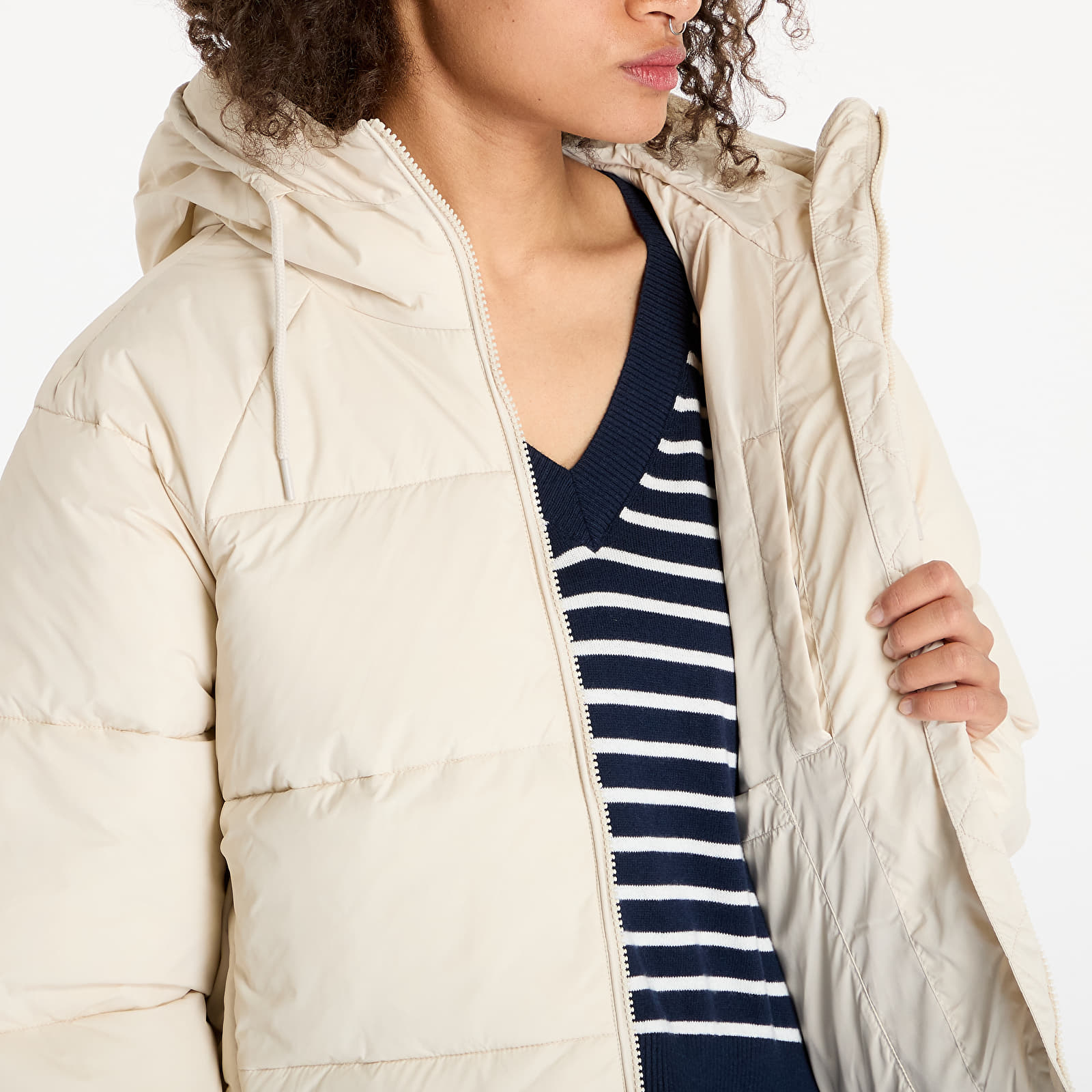 Chaquetas de mujer Tommy Jeans Vail Puffer Jacket Beige