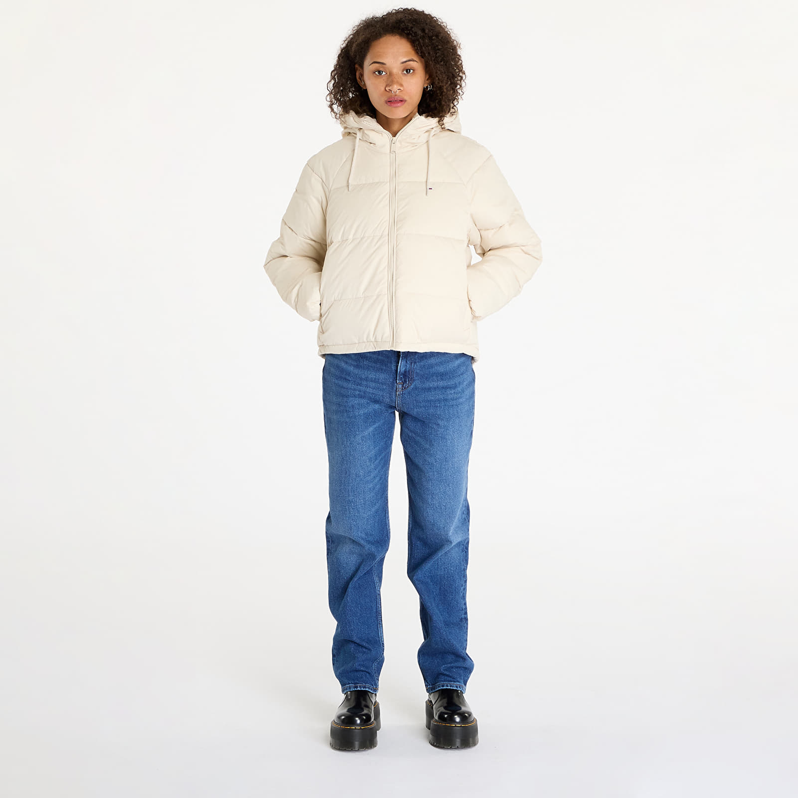 Chaquetas de mujer Tommy Jeans Vail Puffer Jacket Beige
