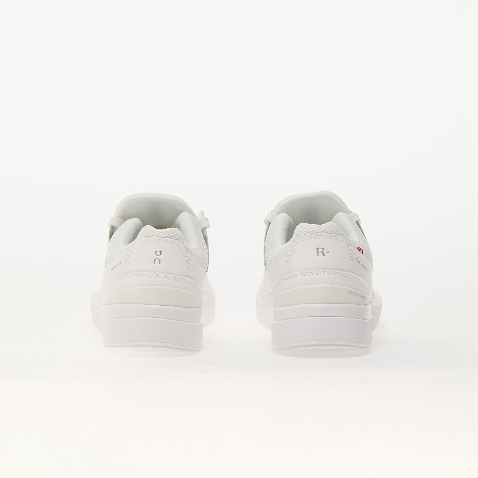 Sieviešu kedas un apavi On W The Roger Advantage All White