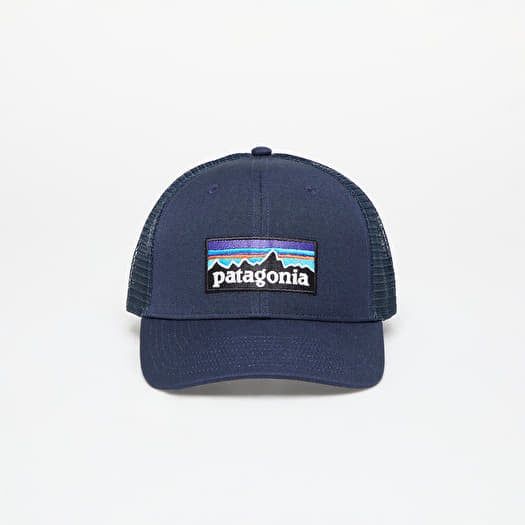 Kšiltovka Patagonia P-6 Logo Trucker Hat New Navy