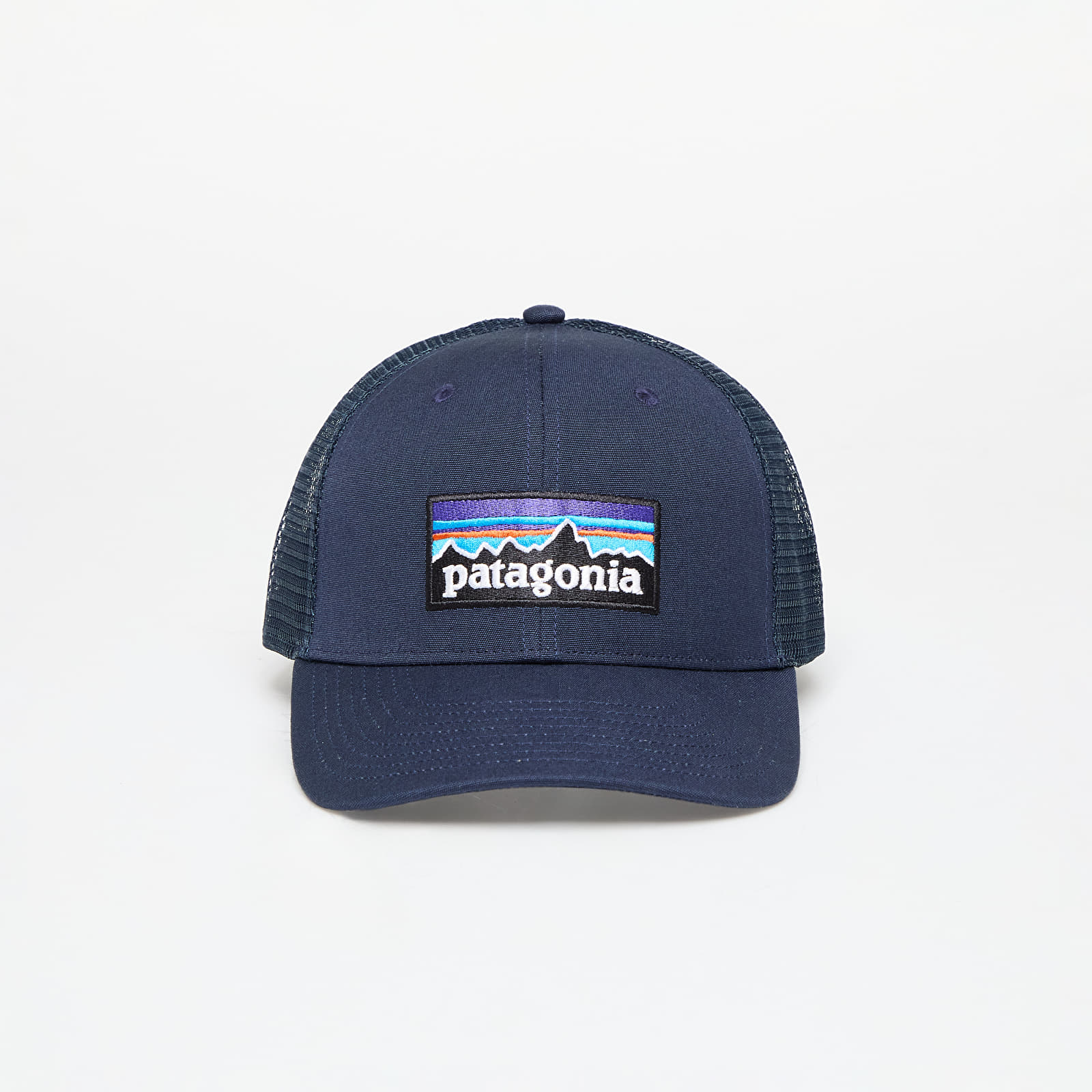 Czapki Patagonia P-6 Logo Trucker Hat New Navy
