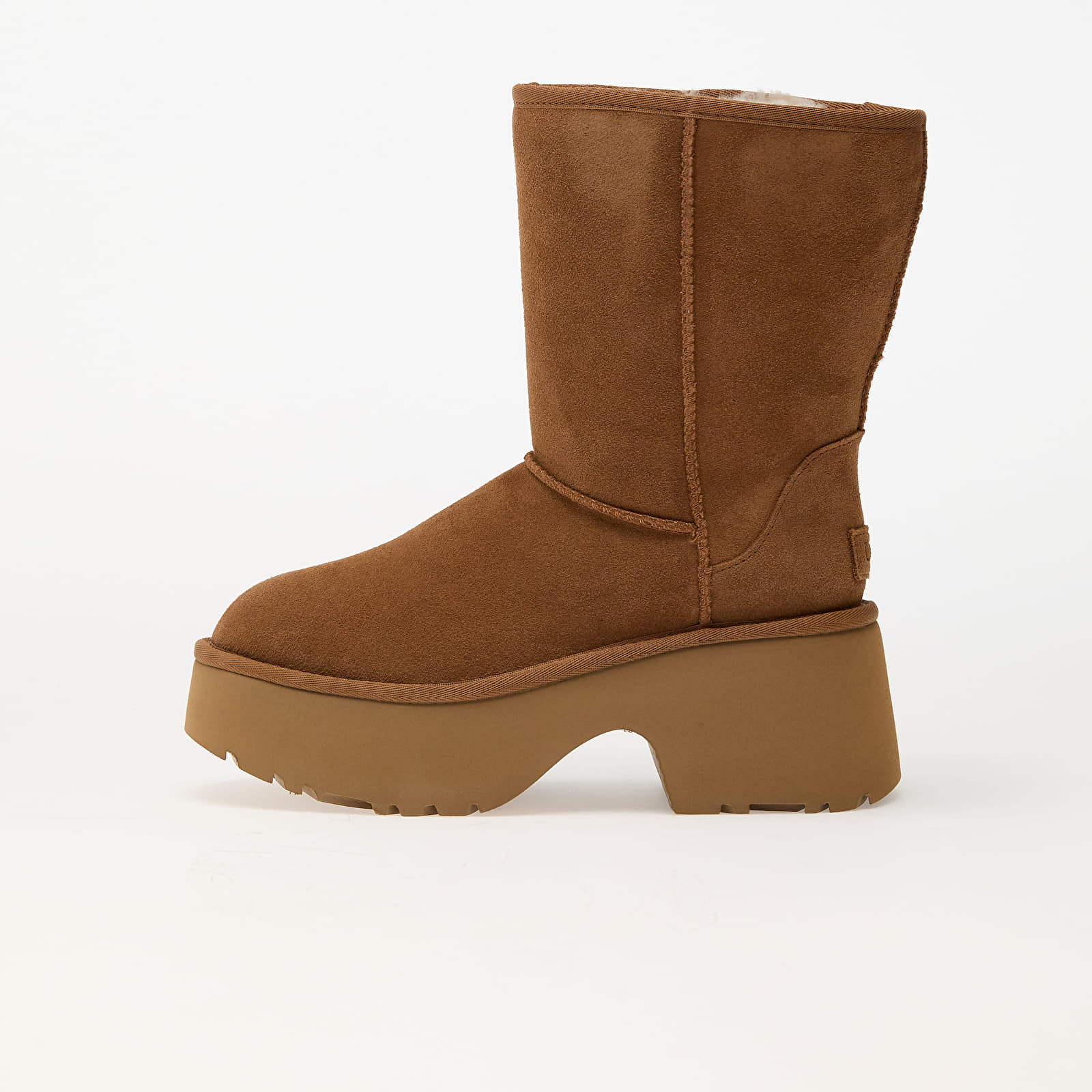 Čevlji UGG W Classic Short New Heights Chestnut