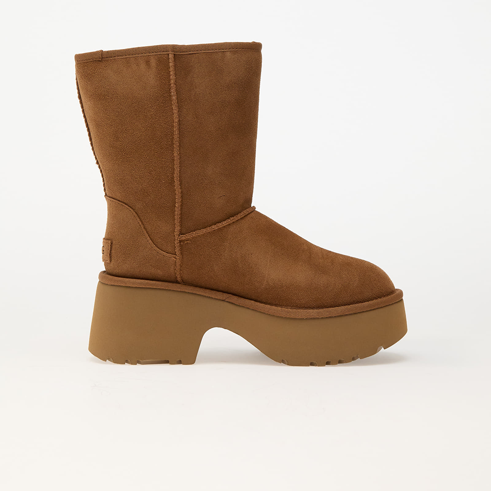 Čevlji UGG W Classic Short New Heights Chestnut