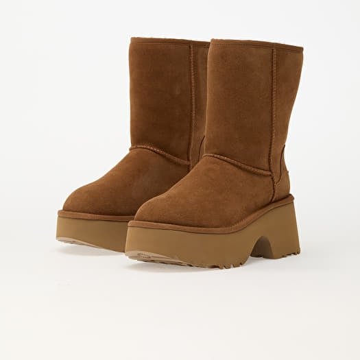 【送料&関税込】UGG W Classic Short New Heights UGG Classic Ultra Mini New Heights Suede Platform Booties