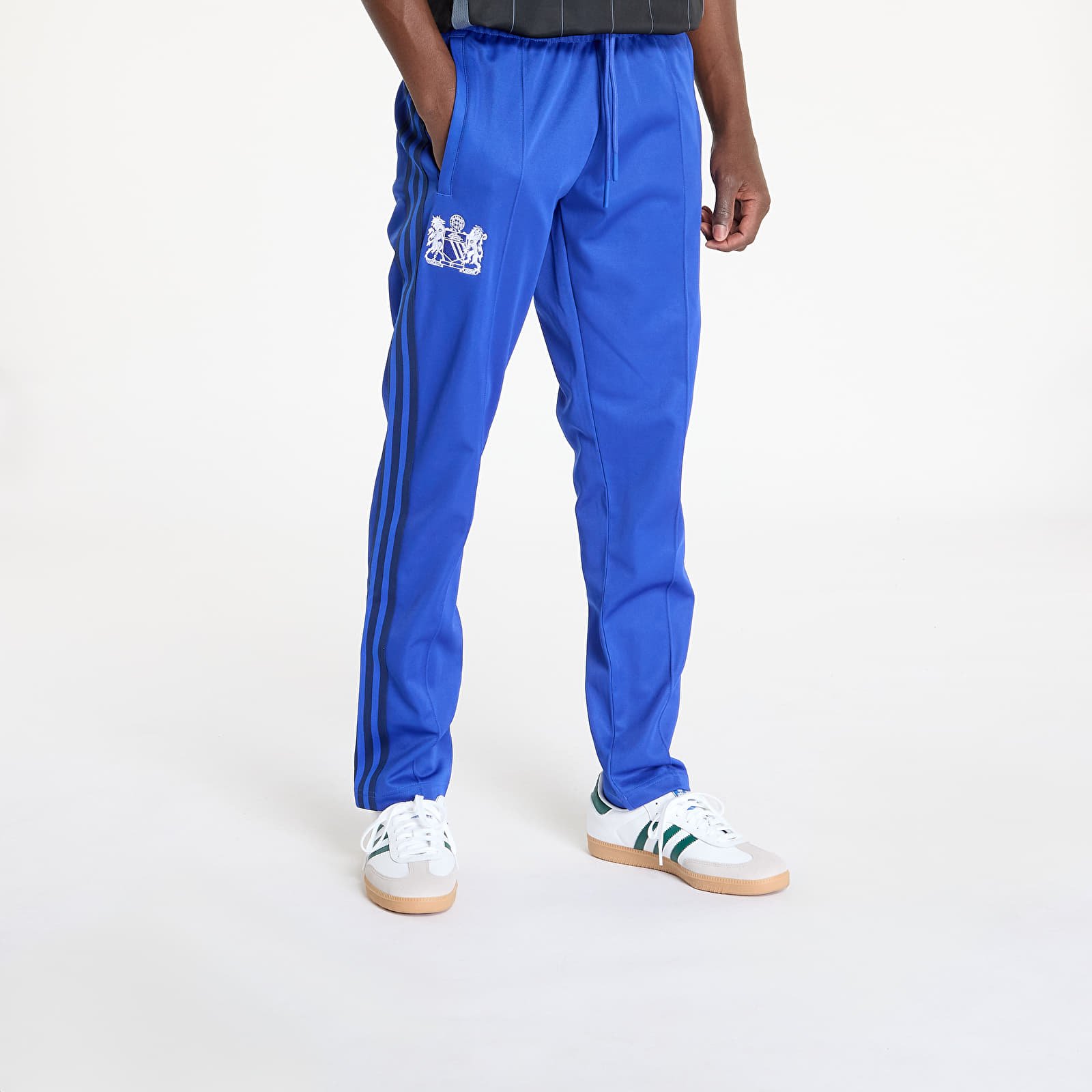 Pantaloni da uomo adidas Manchester United FC George Best Track Pant Bold Blue