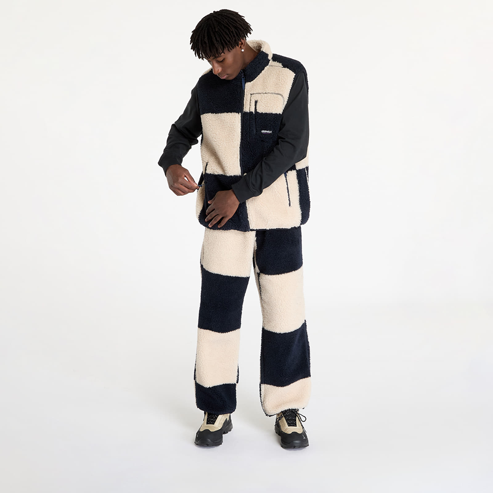 Herren-Westen Gramicci Checkered Sherpa Vest UNISEX Natural / Navy Check
