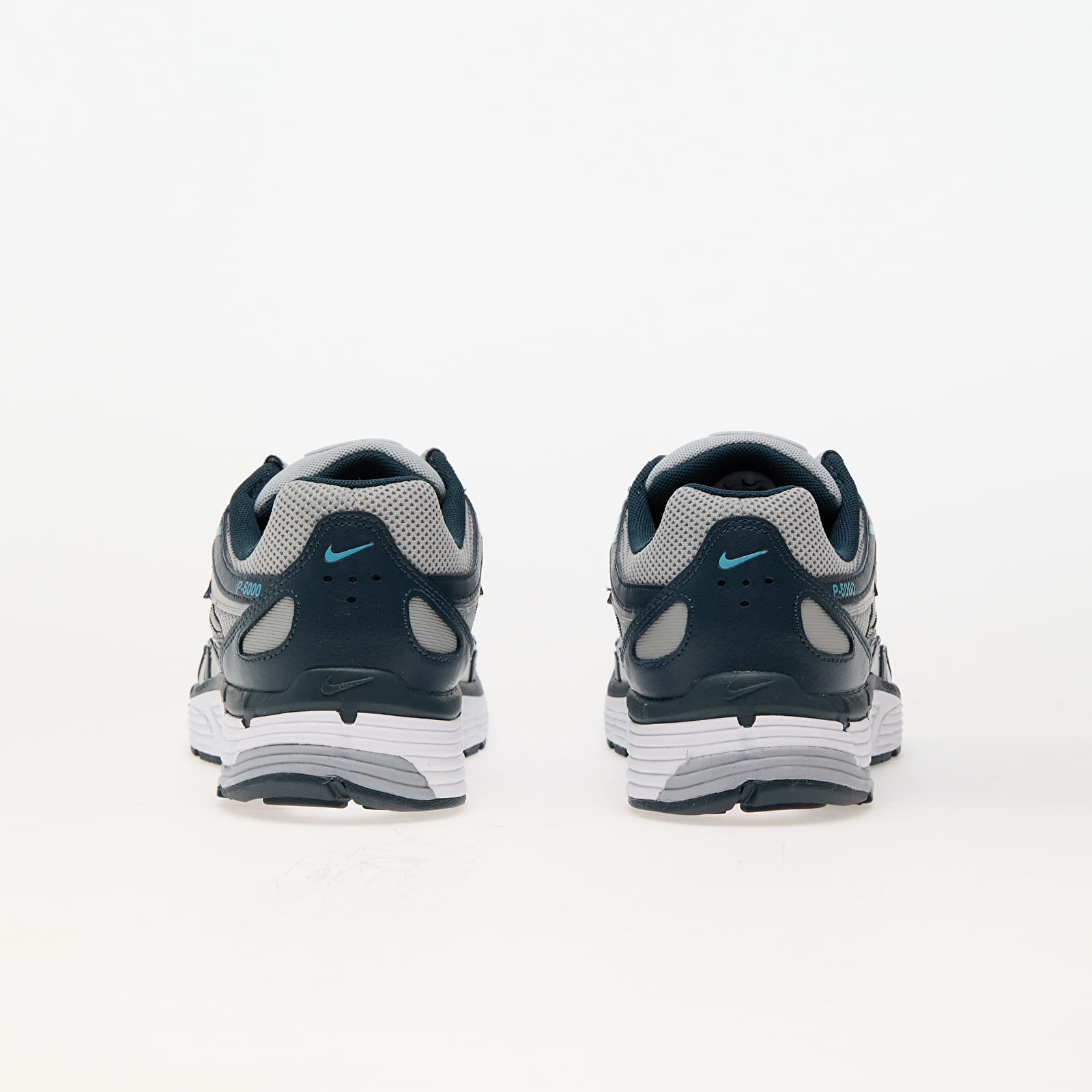 Zapatillas y zapatos de hombre Nike P-6000 Armory Navy/ Metallic Silver-Flt Silver