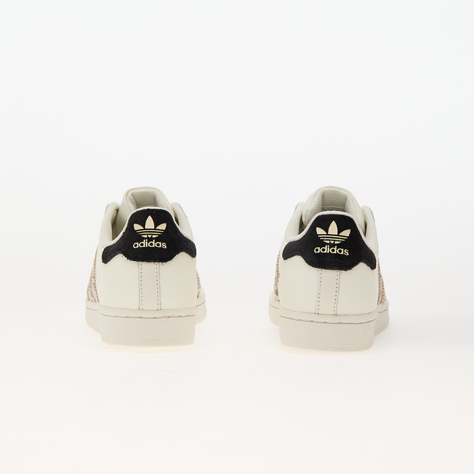 Adidași și pantofi pentru femei adidas Superstar W Off White/ Core Black/ Off White