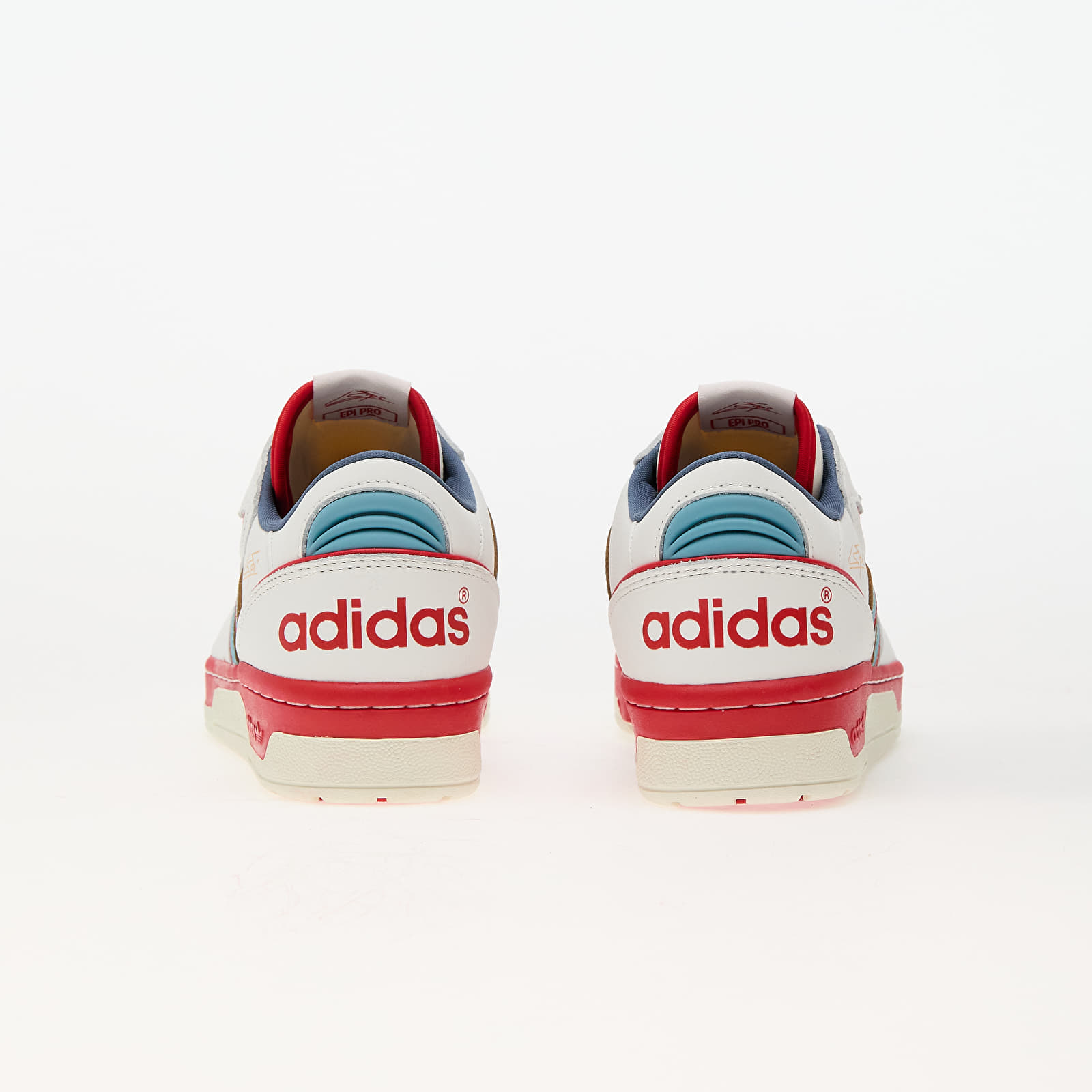 Zapatillas Hombre adidas Epi Pro Low Core White/ Preloved Blue/ Team Collegiate Red
