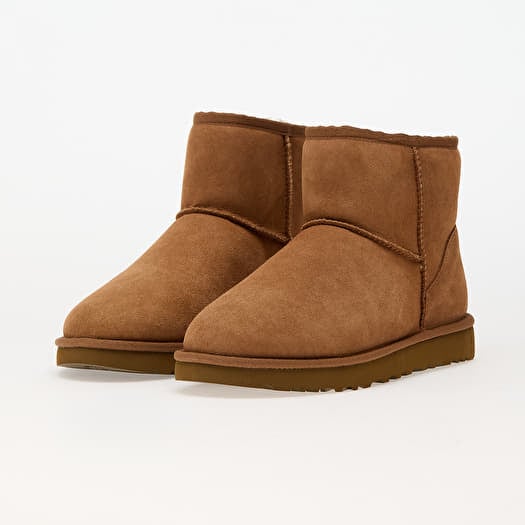 UGG W CLASSIC MINI ブラウン 6 UGG Women's Classic Mini II Sheepskin Boot in Chestnut – V&A