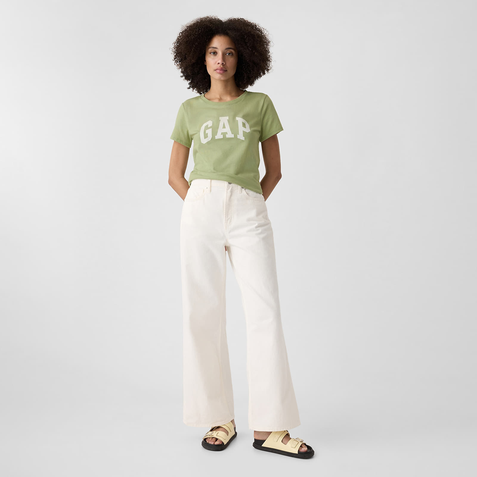 Camisetas de mujer GAP Logo Shortleeve  Tee Desert Sage