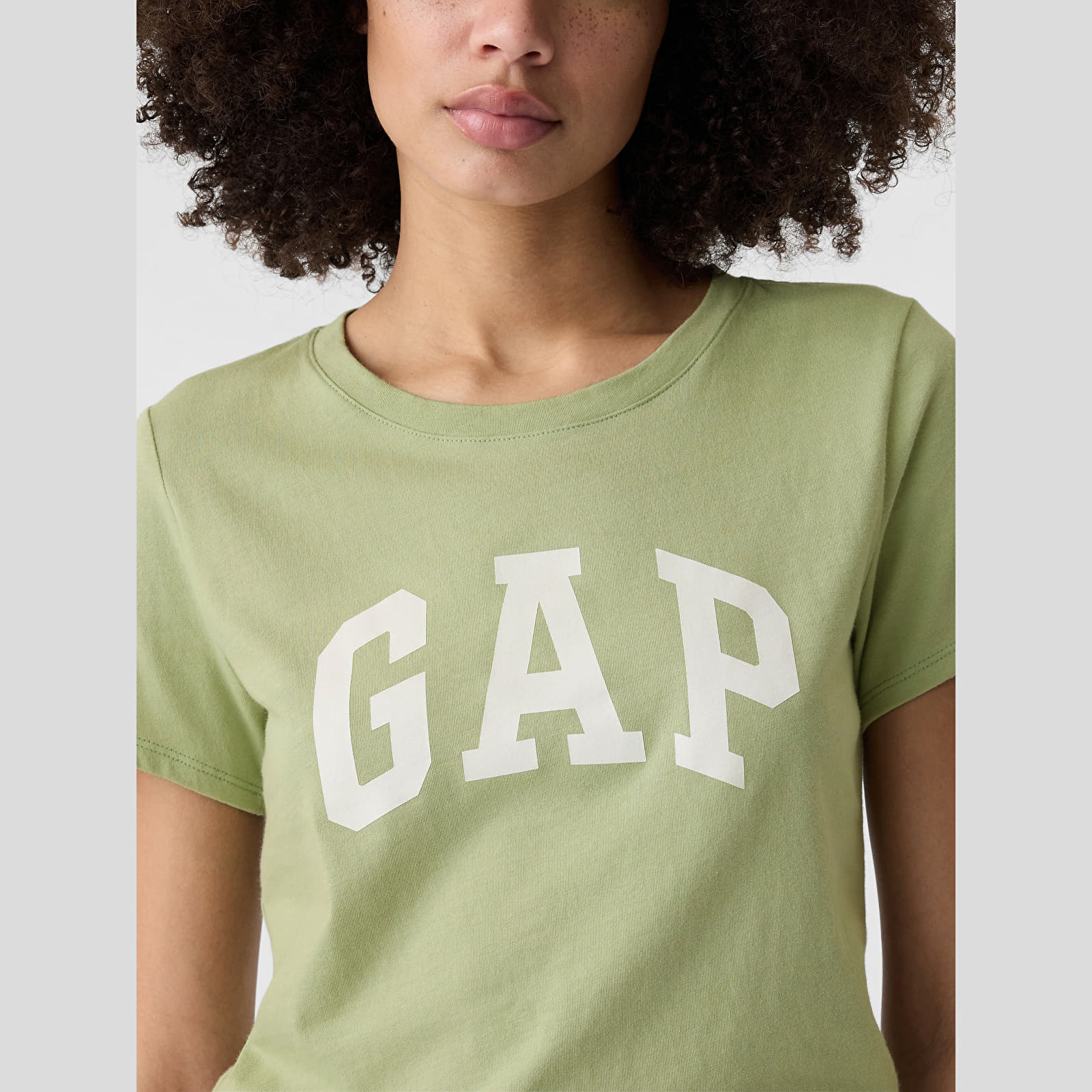 Camisetas de mujer GAP Logo Shortleeve  Tee Desert Sage