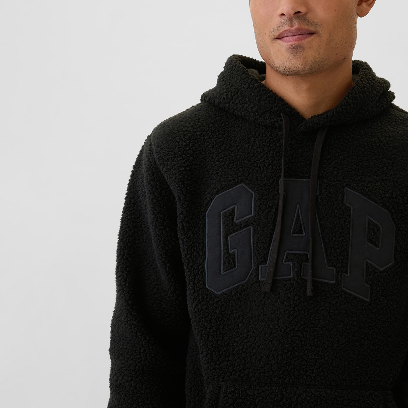 Sudaderas de hombre GAP Logo Sherpa Hoodie Black
