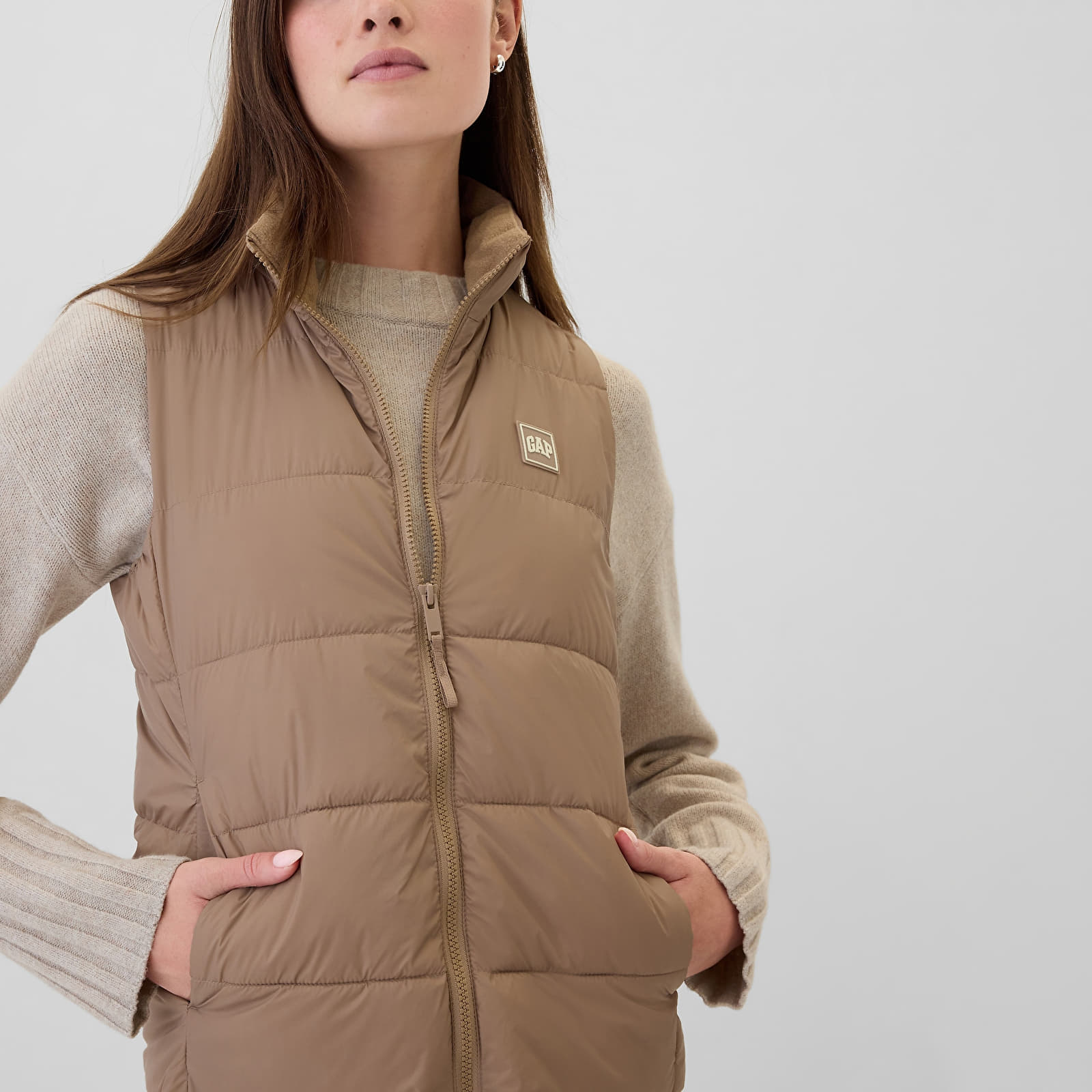 Women's cardigans GAP Logo Puffer Vest Warm Golden Brown