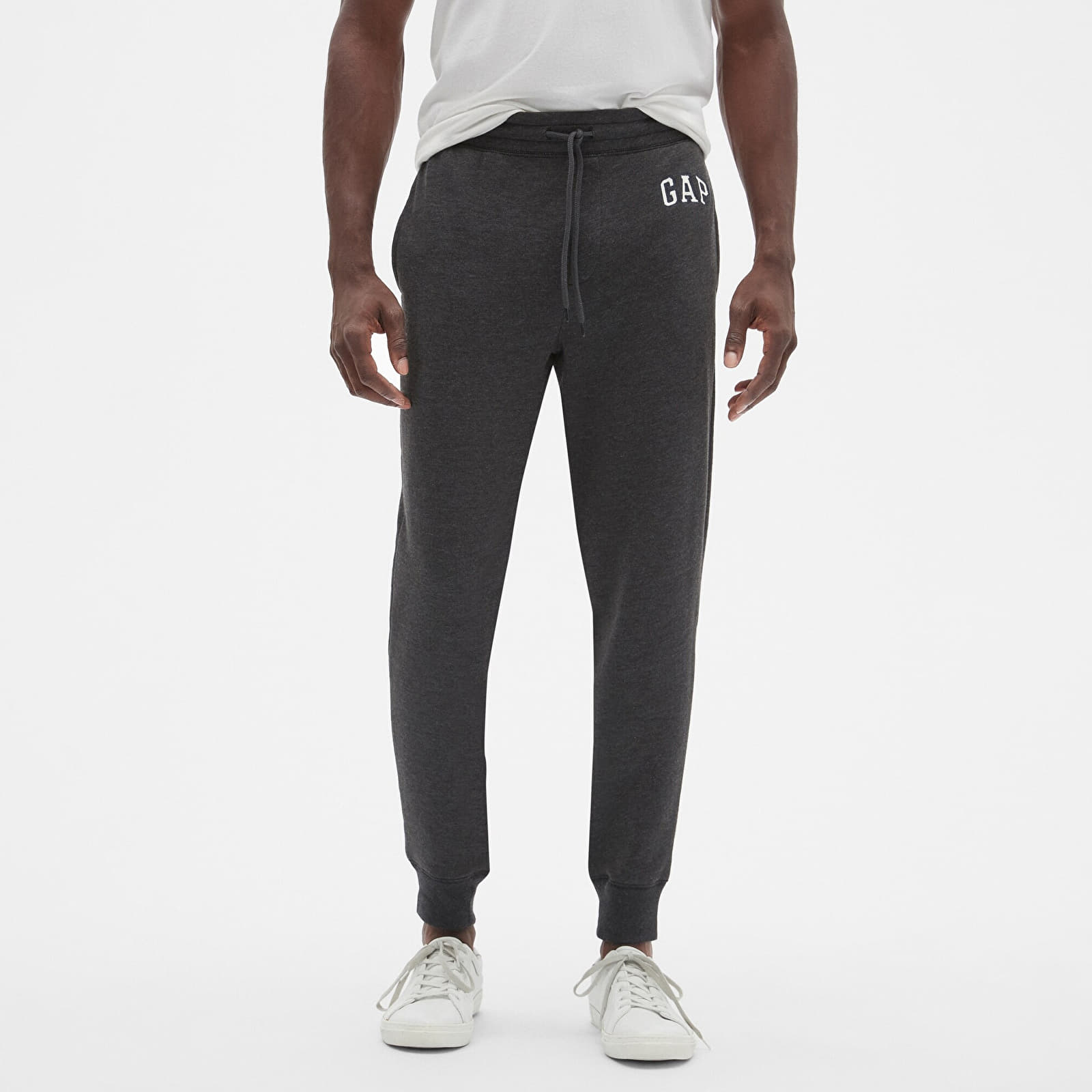 Pantaloni da uomo in felpa GAP Logo Jogger Charcoal Grey