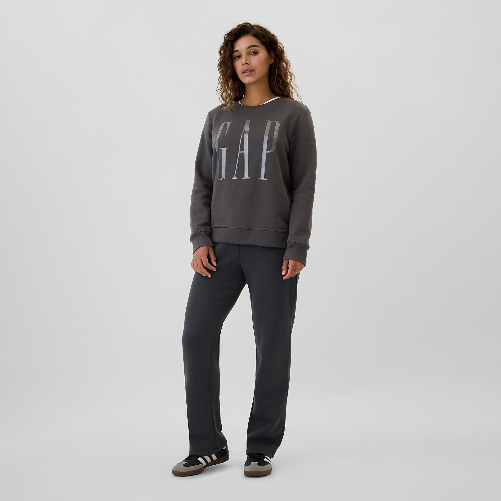 Felpe da donna GAP Logo Sweatshirt Cast Iron