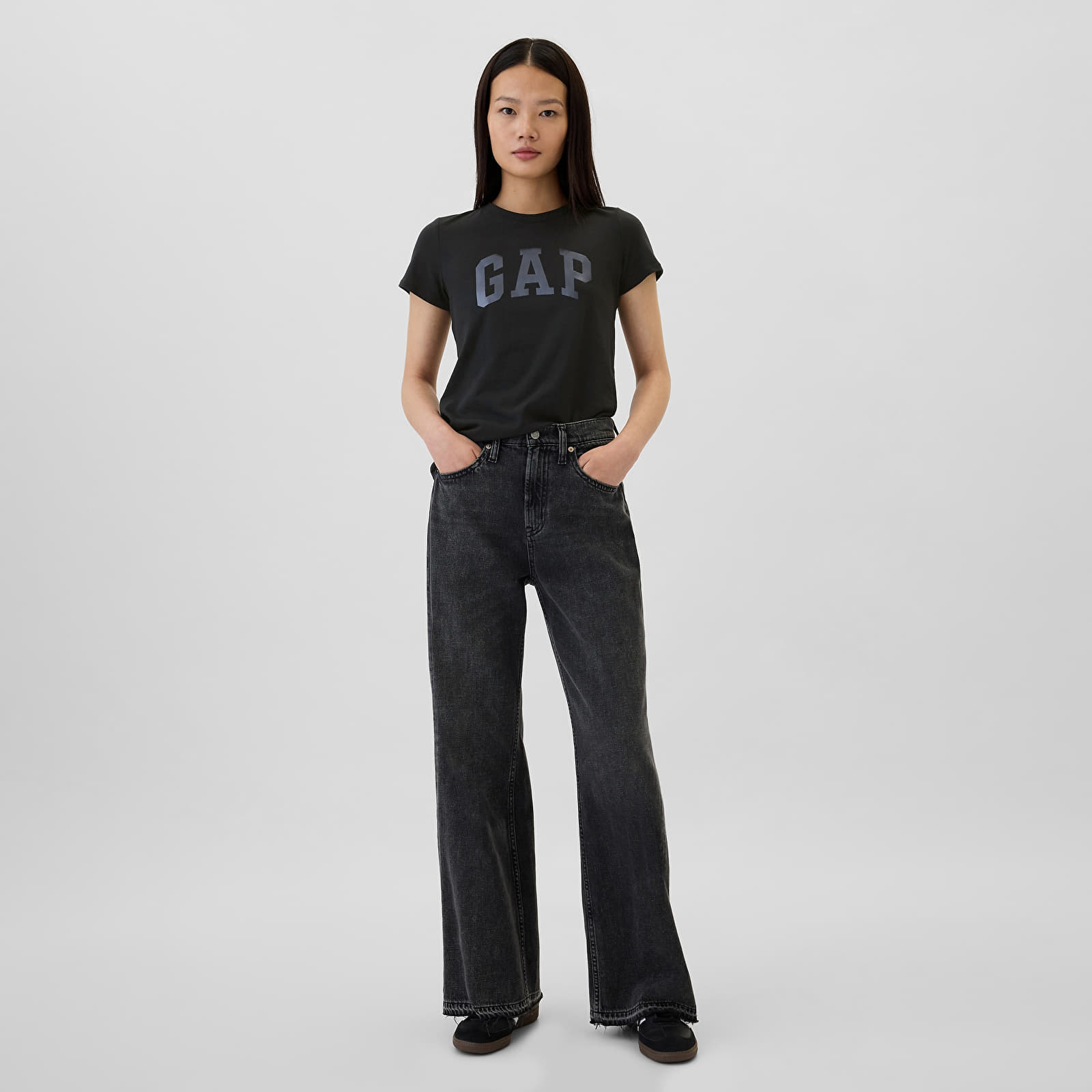 T-shirts femme GAP Logo Shortleeve  Tee Moonless Night