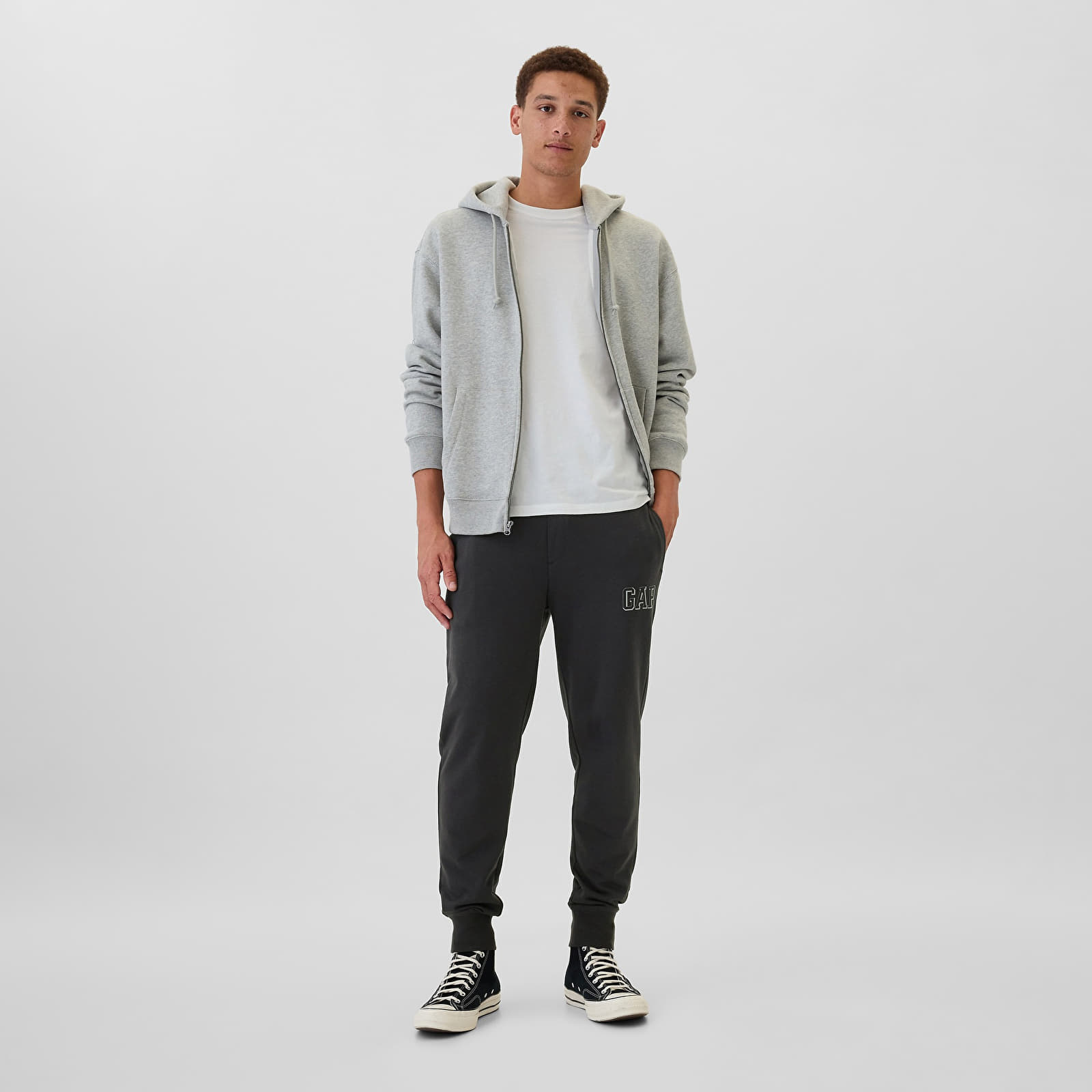 Мъжки потници GAP Gap Athletic Jogger Moonless Night