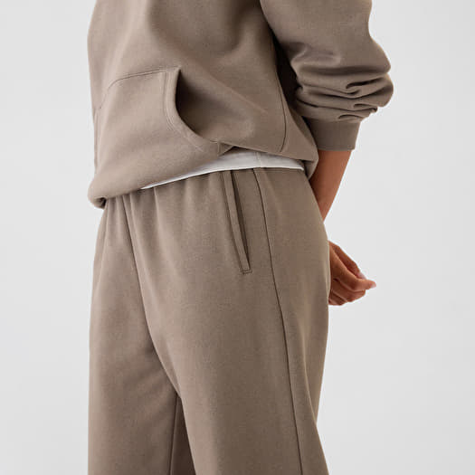 Women s Sweatpants GAP Boyfriend Jogger Plymouth Rock Queens