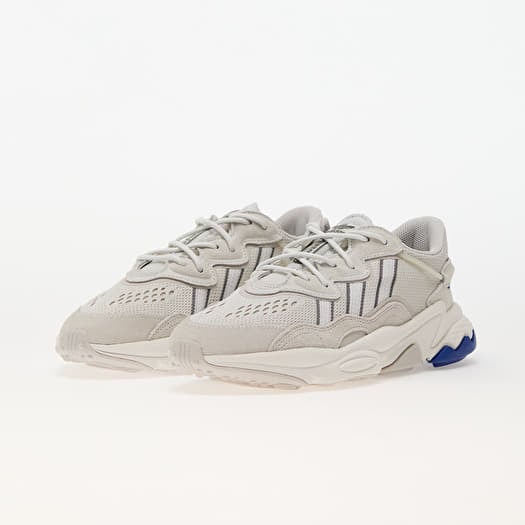Adidas ozweego queens deals