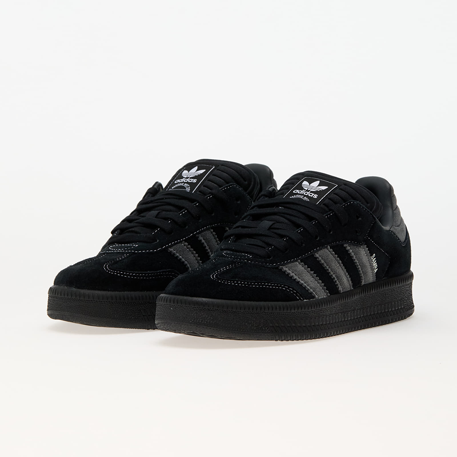 Men's sneakers and shoes adidas Samba Xlg Core Black/ Carbon/ Carbon