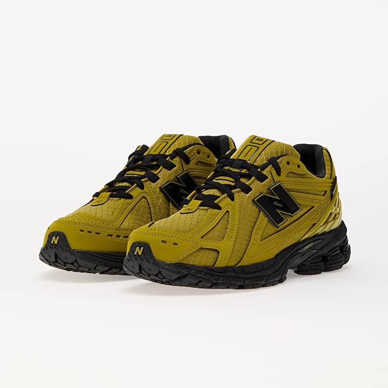 New Balance 1906 Green | Queens
