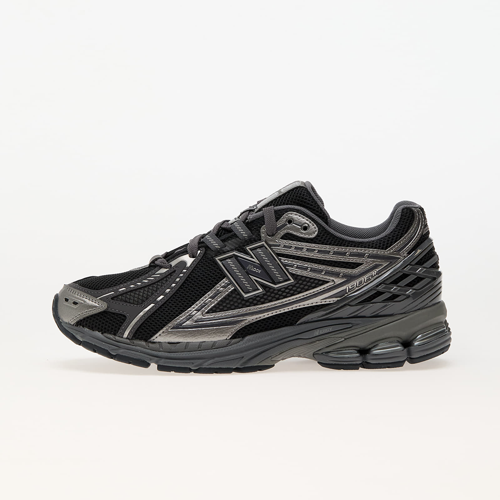 Men's sneakers and shoes New Balance 1906 Black