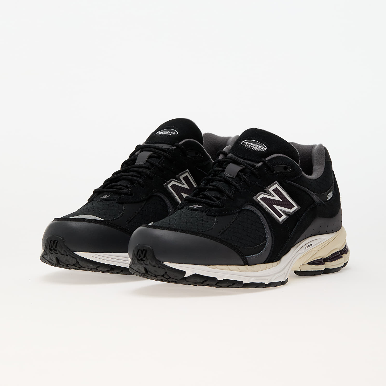 Scarpe uomo New Balance 2002R Black