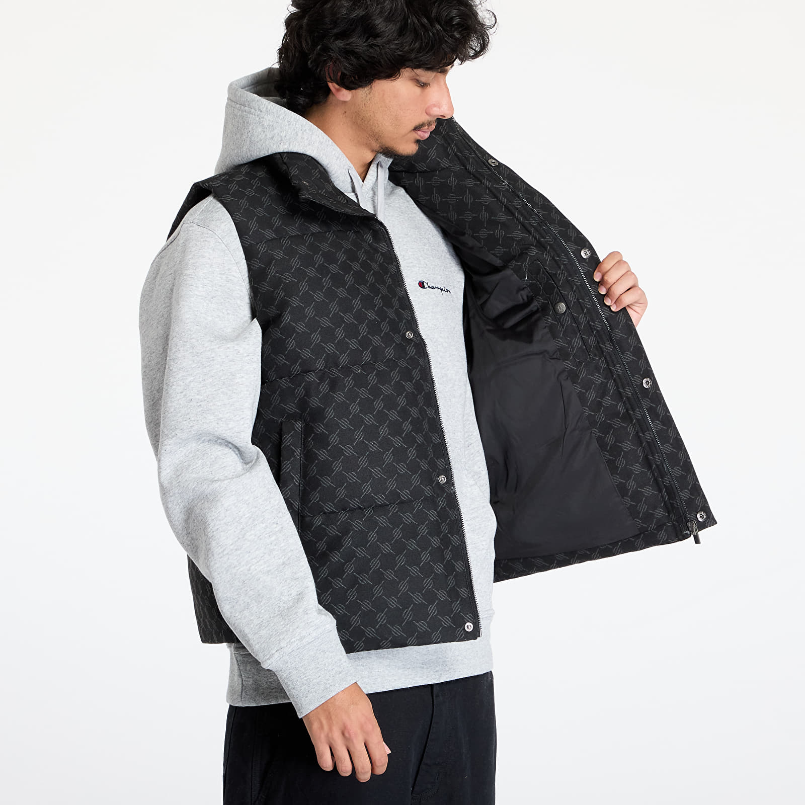 Heren vesten Daily Paper Pondo Cotton Monogram Bodywarmer Black