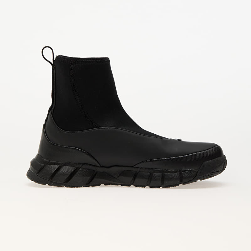 Oakley Coyote Laceless Boot Black | Queens