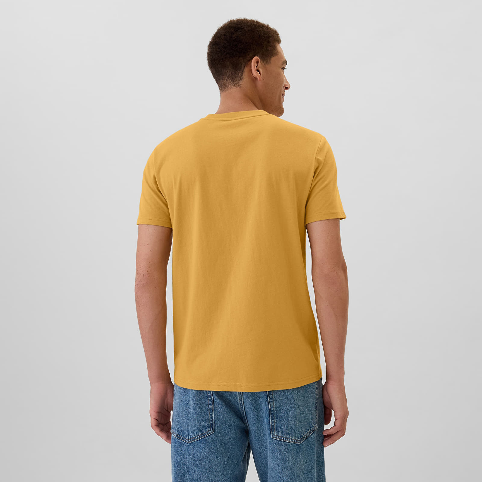 Мужские футболки GAP Logo Pocket Tee Honey Im Home