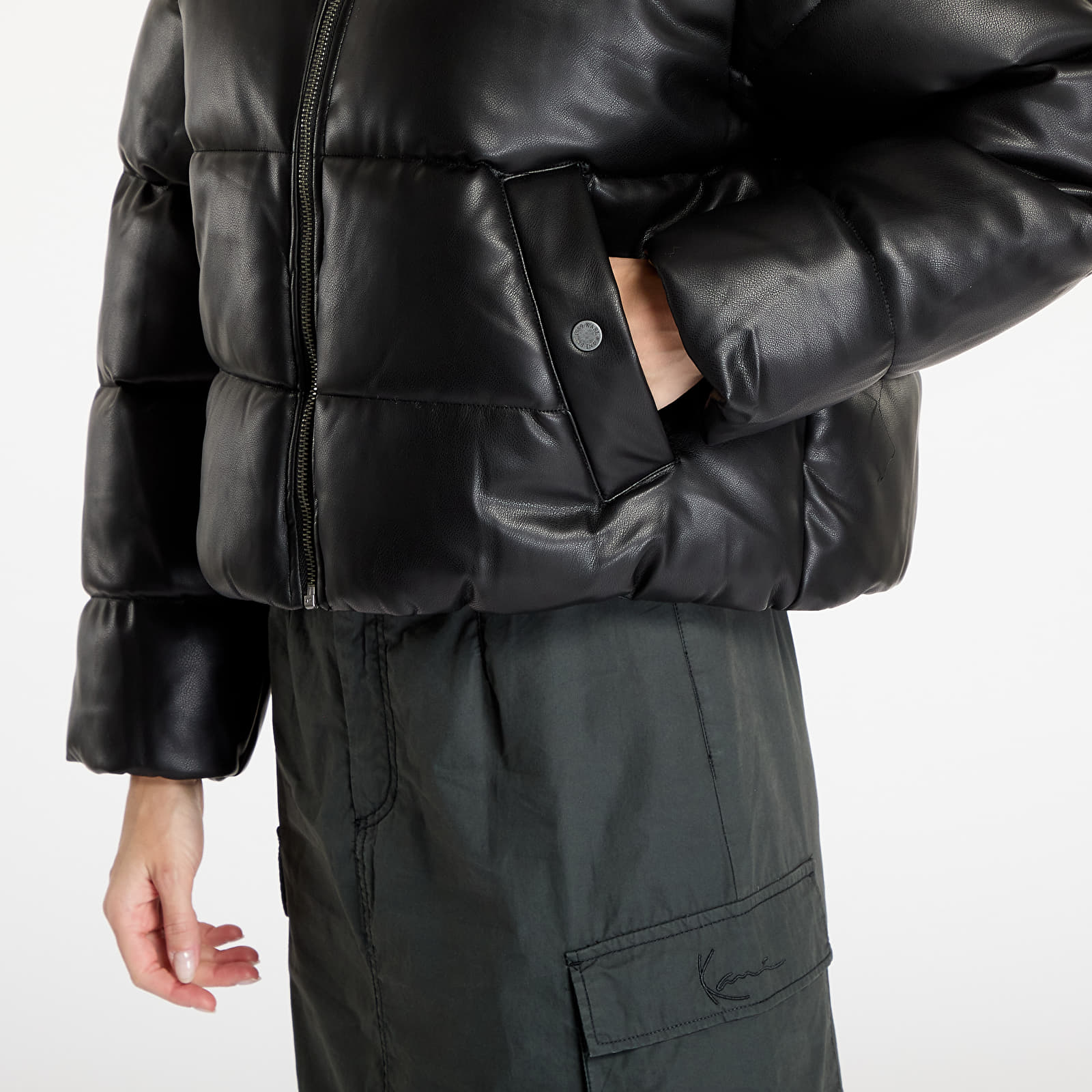 Jacken Karl Kani Serif Crop PU Puffer Jacket Black
