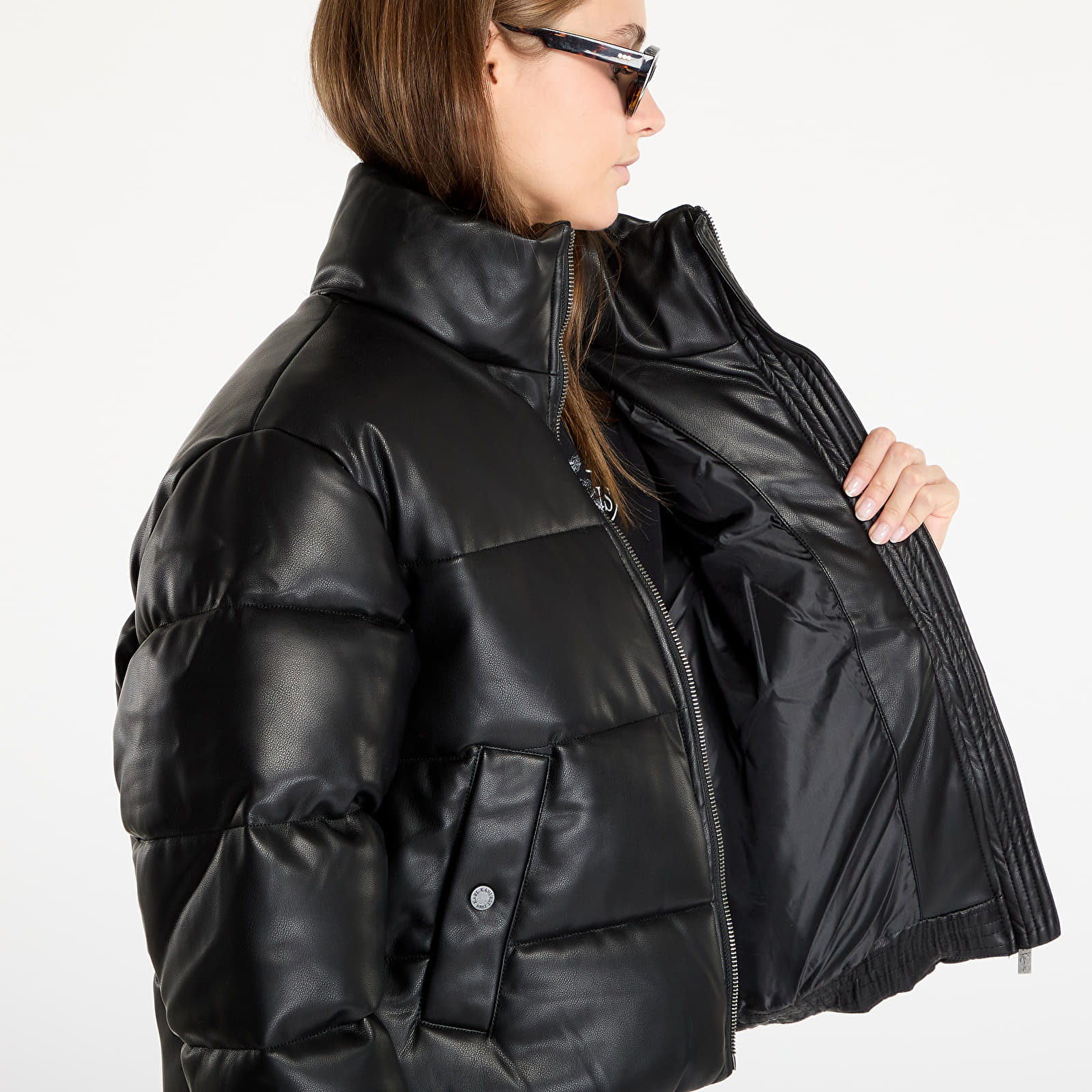 Jacken Karl Kani Serif Crop PU Puffer Jacket Black