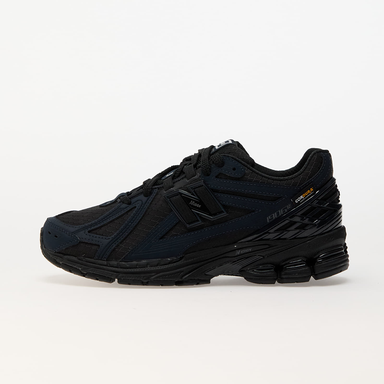 New Balance 1906L Black Suede U1906LNT | SneakerNews.com