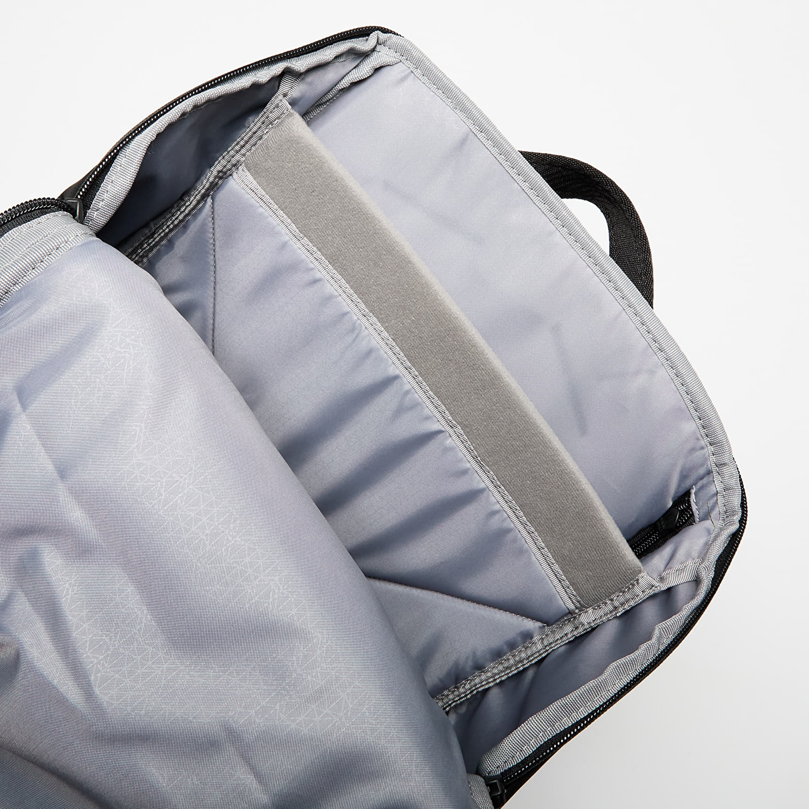 Rucksäcke für Männer Thule Chasm Backpack 26 l Black