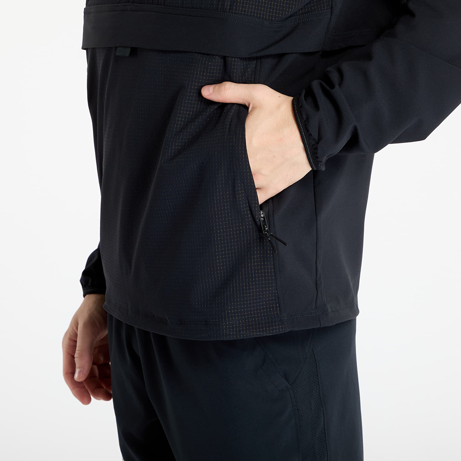 Meeste jakid Under Armour Run Anywhere Anorak Black