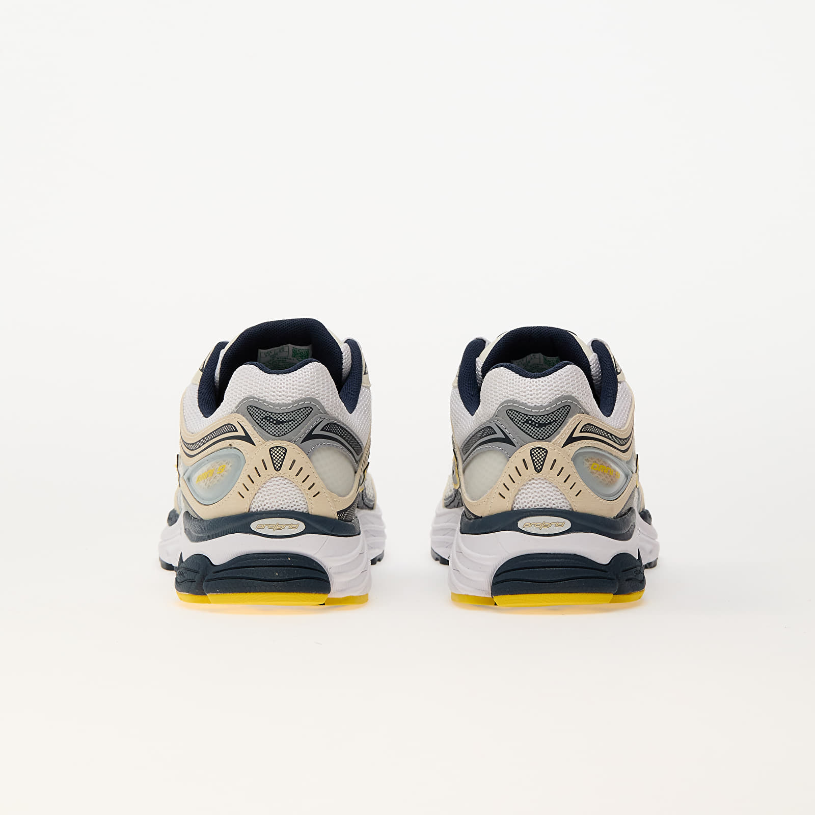 Moške superge in čevlji Saucony Progrid Omni 9 White/ Multi