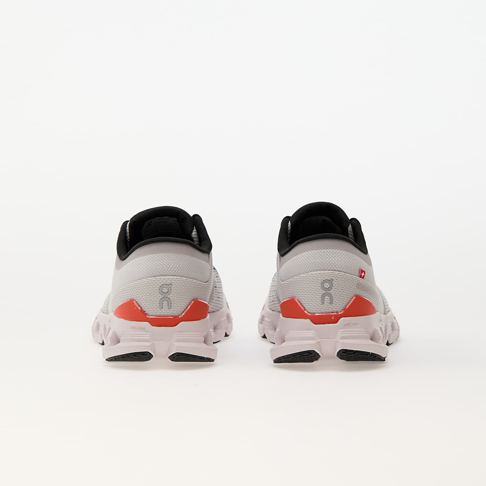 Sneakers und Schuhe für Frauen On W Cloud X 4 Silver/ Flame