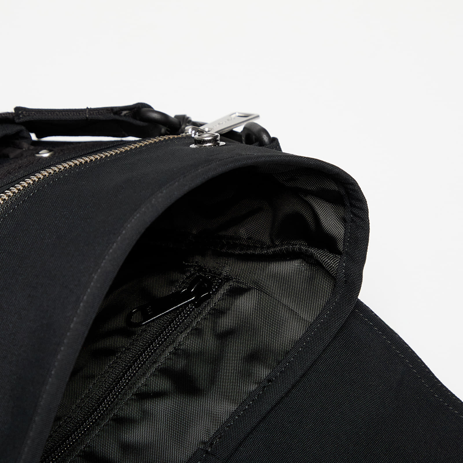 Carhartt WIP Carpenter Shoulder Bag Black 2 l