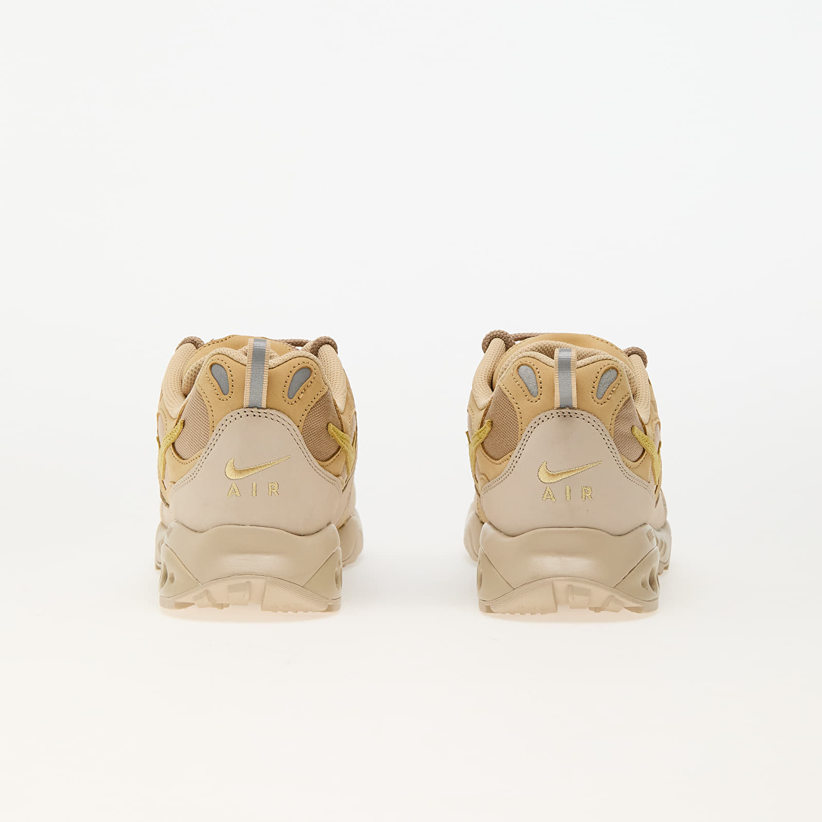 Meeste tossud ja kingad Nike Air Terra Humara SP Sesame/ Saturn Gold-Sanddrift
