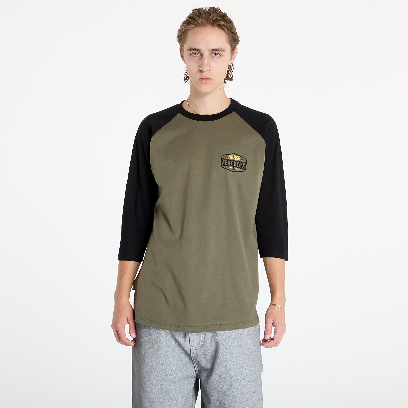 Meeste T-särgid Horsefeathers Hexagon II Raglan T-Shirt Burnt Olive