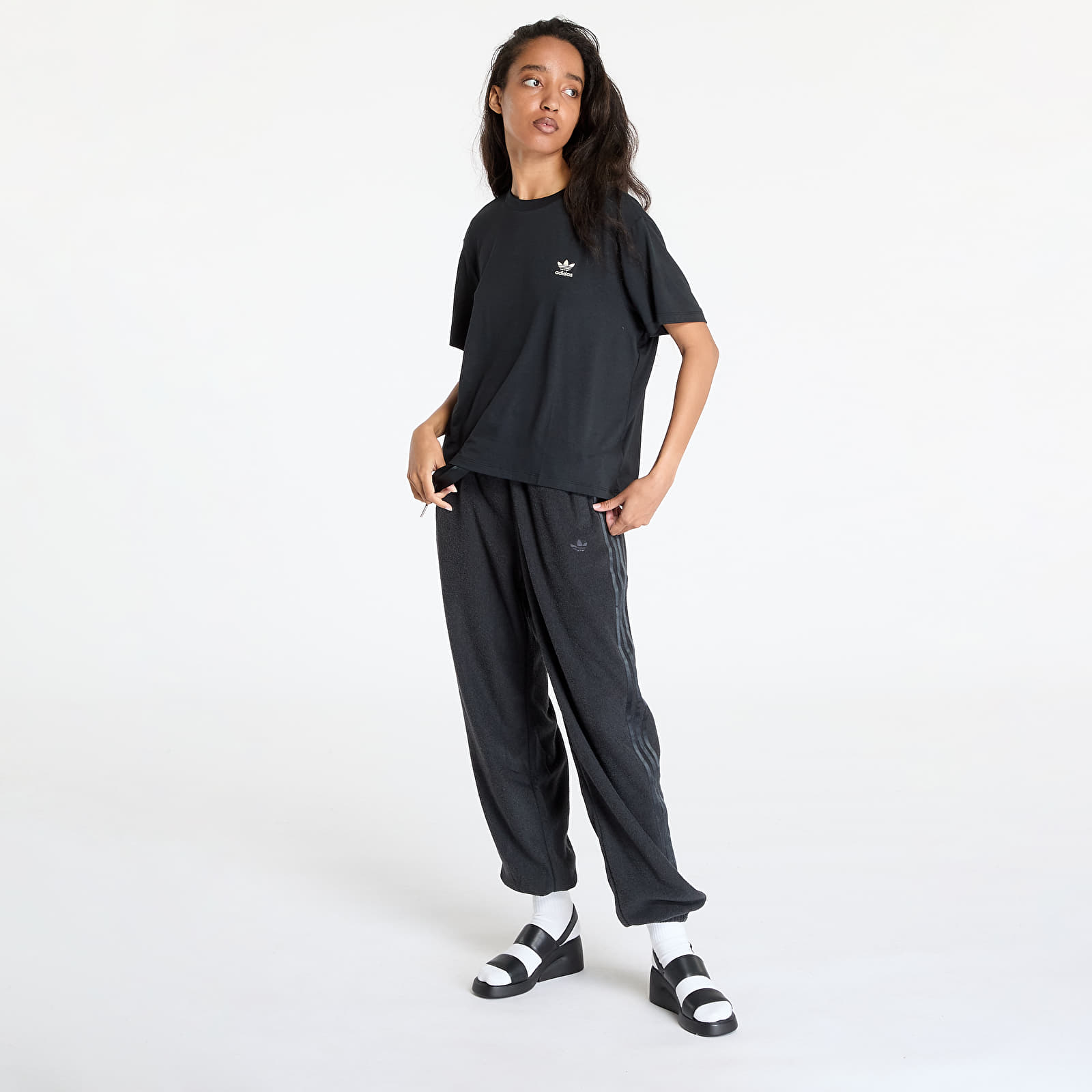 Naiste T-särgid adidas Leopard Trefoil Infill Tee Black
