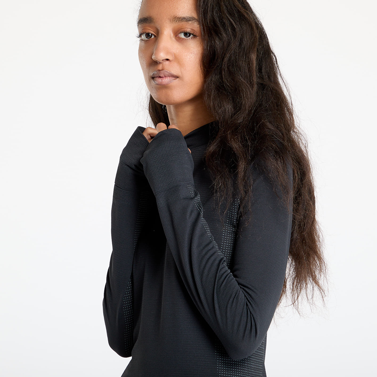 Camisetas de mujer Nike ACG "Delta River" Women's Dri-FIT ADV Base Layer Long-Sleeve Top Black/ Cool Grey